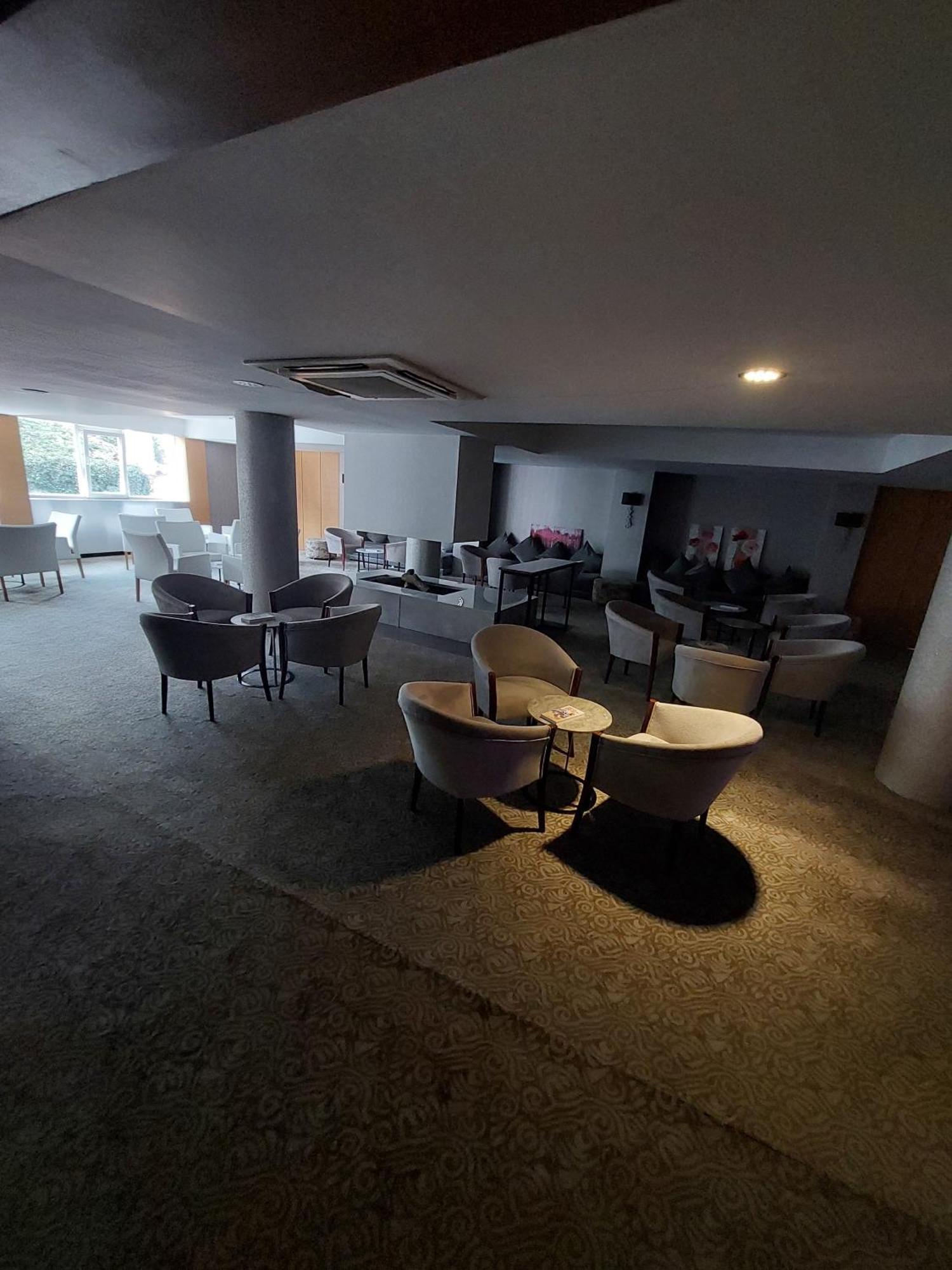 Park Hotel أديرني المظهر الخارجي الصورة