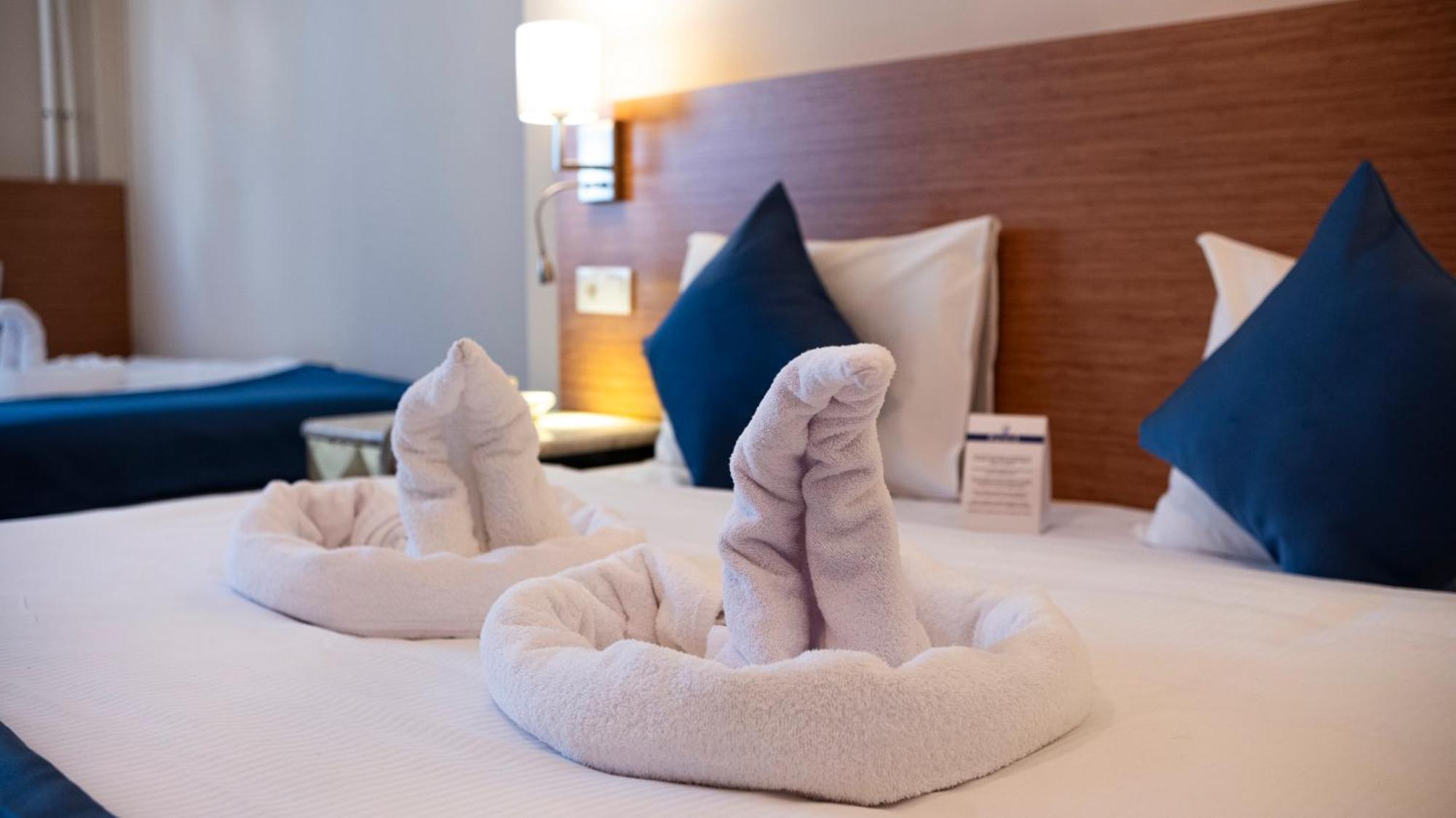 Park Hotel أديرني المظهر الخارجي الصورة